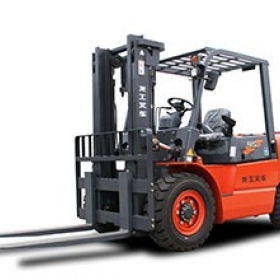 懷化LG40-50DT--湖南內(nèi)燃叉車