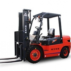 懷化FD15-38（T）III--湖南內(nèi)燃叉車