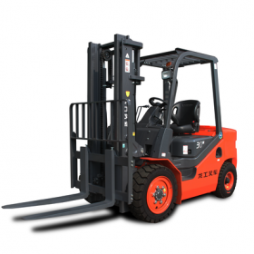 懷化LG30DTN內(nèi)燃叉車-湖南內(nèi)燃叉車